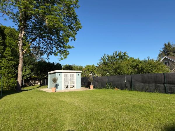 DE BELLES PRESTATIONS POUR CE PAVILLON MODERNE