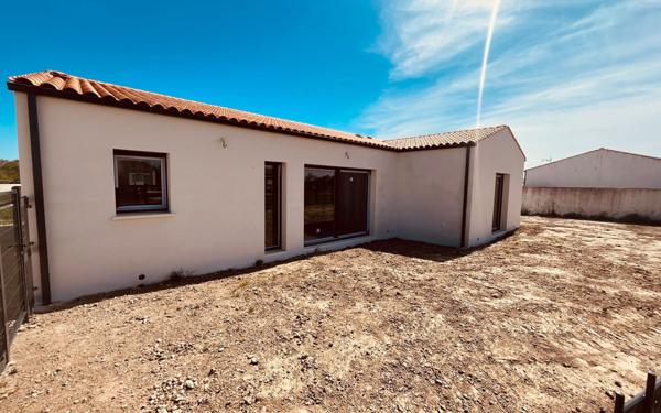 Maison à vendre    4 pièces •  Étaules