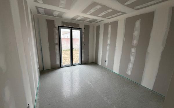 Maison à vendre    4 pièces •  Étaules