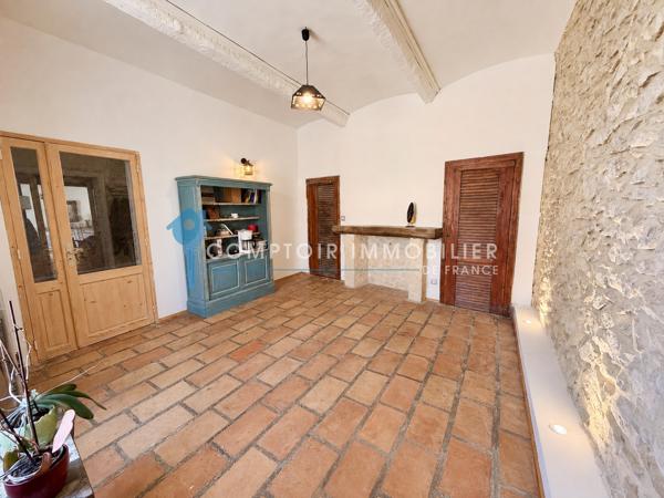 Maison 7 pièce(s) 5 chambre(s) 220 m²