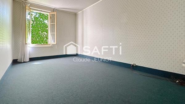 Maison en pierre 120 M2 4 Chambres sur terrain de 4600 M2