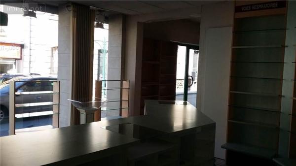 Immeuble à vendre à Argenton-sur-Creuse dans l'Indre (36200), ref : 021/1122