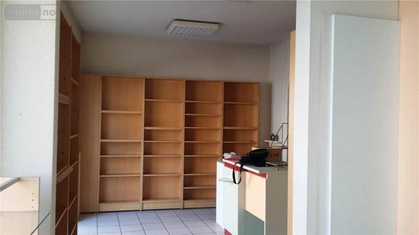 Immeuble à vendre à Argenton-sur-Creuse dans l'Indre (36200), ref : 021/1122