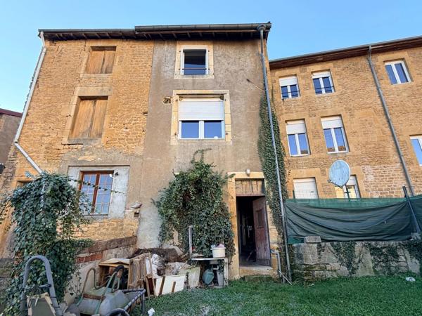 Immeuble de rapport 4 appartements à louer à vendre MONTMEDY (55)