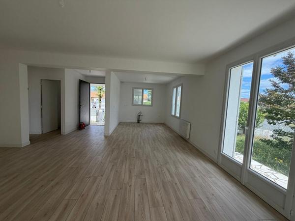 Saujon  Maison de plain pied 3 pièce(s) 75.8 m2