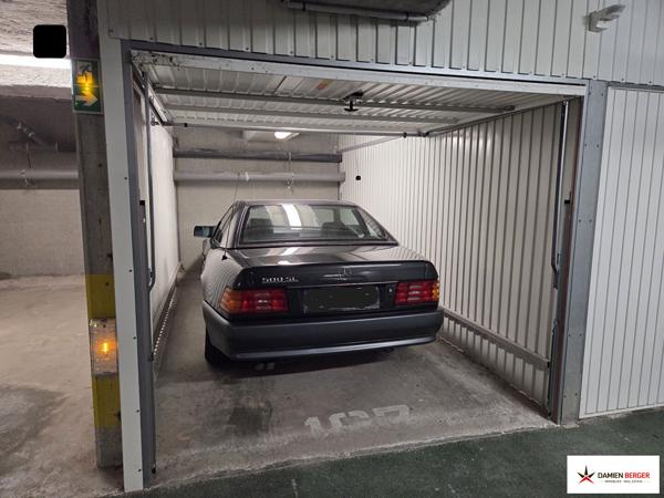 Garage fermé en sous-sol vieux port La rochelle