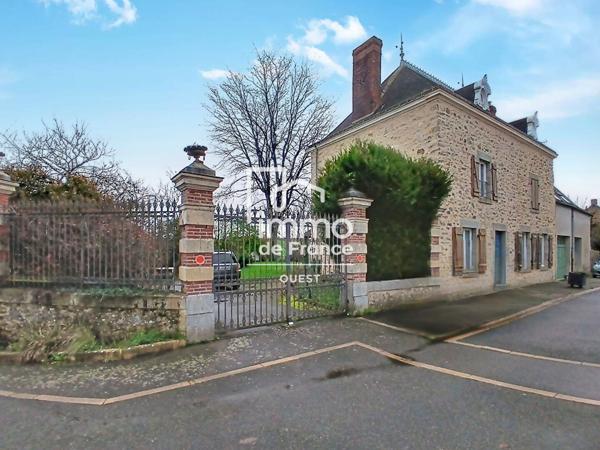 Maison St Jean Sur Mayenne 200 m2