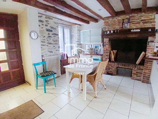 Maison St Jean Sur Mayenne 200 m2