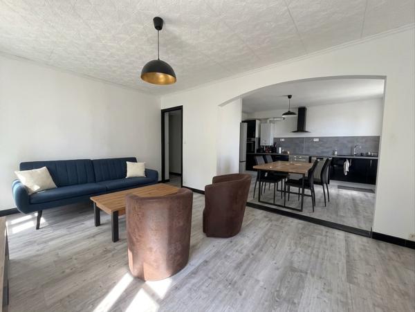 CARCASSONNE CENTRE-VILLE Superbe appartement rénové avec garage