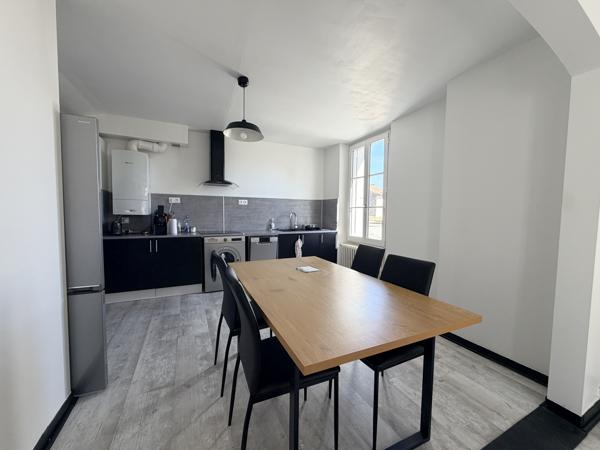 CARCASSONNE CENTRE-VILLE Superbe appartement rénové avec garage