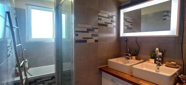 Maison entièrement rénovée 4 chambres, 2 sdb