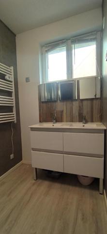 Maison entièrement rénovée 4 chambres, 2 sdb