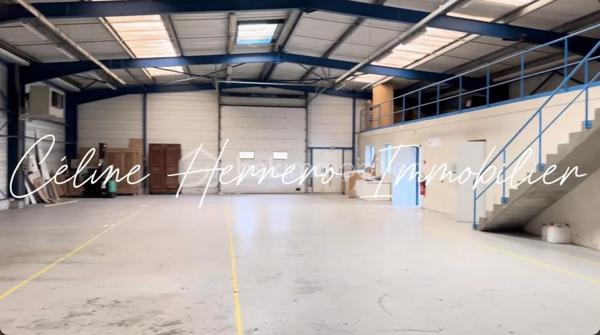 Local d'activités de 490 m²