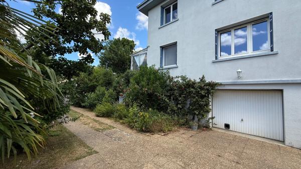 Tarbes Urac Sendère, proche centre  écoles et commerces belle maison  de 200 m² 5 chambres, dépendances, vue Pyrénées - Terrain de 1 347,00 m²