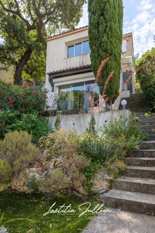 EXCLUSIVITÉ – Villa T5 de 117 m² avec piscine, vue panoramique et espace indépendant – Marseille 11ème - La Barasse