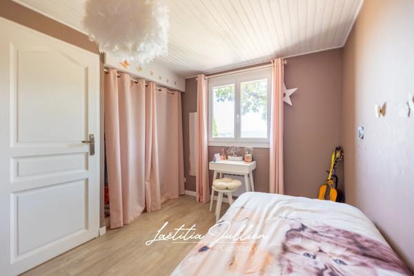 EXCLUSIVITÉ – Villa T5 de 117 m² avec piscine, vue panoramique et espace indépendant – Marseille 11ème - La Barasse