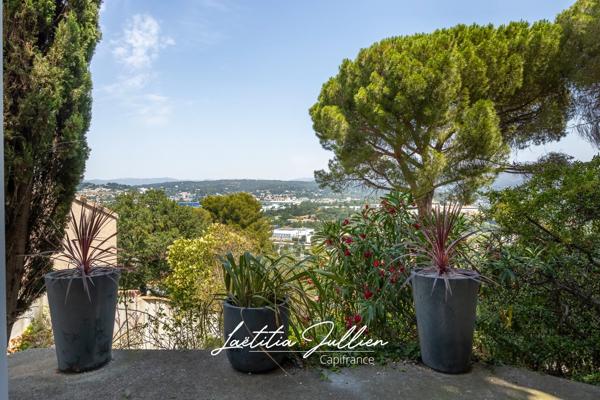 EXCLUSIVITÉ – Villa T5 de 117 m² avec piscine, vue panoramique et espace indépendant – Marseille 11ème - La Barasse