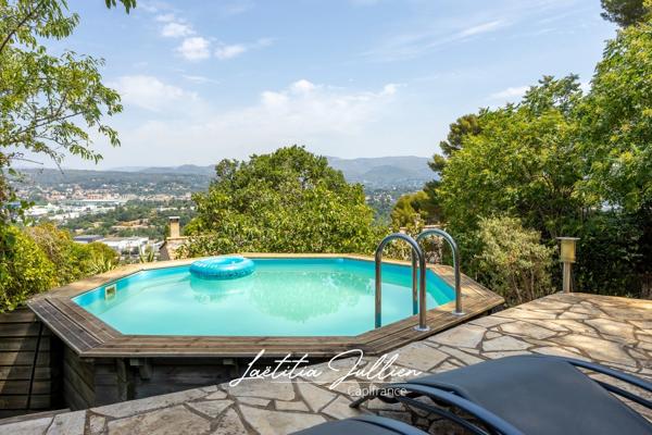 EXCLUSIVITÉ – Villa T5 de 117 m² avec piscine, vue panoramique et espace indépendant – Marseille 11ème - La Barasse