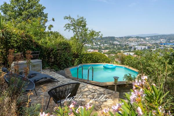 EXCLUSIVITÉ – Villa T5 de 117 m² avec piscine, vue panoramique et espace indépendant – Marseille 11ème - La Barasse