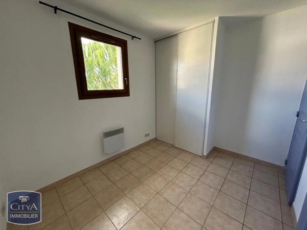 Appartement à louer 2 pièces 42.2m² Uzès (30700)