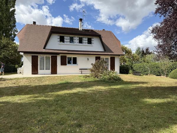 Vente Maison 7 pièces 142 m2 à Ivry-la-Bataille