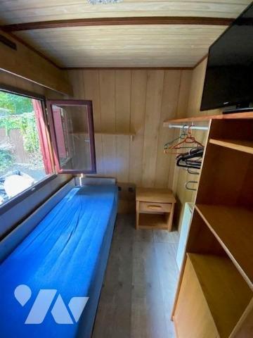 En EXCLUSIVITE, Mobil-home de 29m² avec terrasse et petites dépendances, sur un terrain de loisirs a