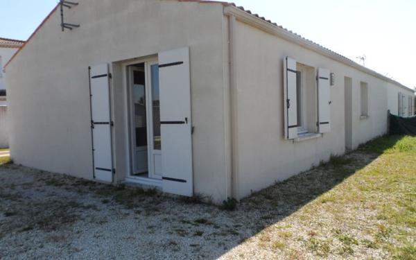 Maison à louer    3 pièces •  Arvert