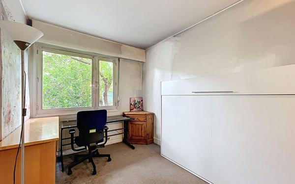 Appartement à vendre    4 pièces • 85 m2 Suresnes