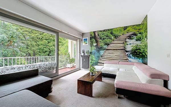 Appartement à vendre    4 pièces • 85 m2 Suresnes