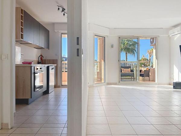 NICE OUEST -  3 PIECES 61 M2 + TERRASSE DE 31 M²  + GARAGE FERME