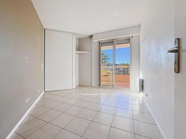 NICE OUEST -  3 PIECES 61 M2 + TERRASSE DE 31 M²  + GARAGE FERME