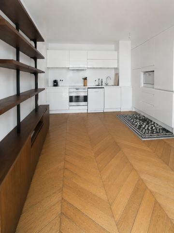 Paris 18 ème : 2 pièces de 35 m² avec cave dernier étage , calme et charme !