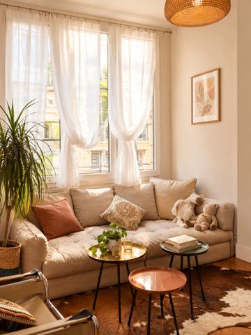 Paris 18 ème : 2 pièces de 35 m² avec cave dernier étage , calme et charme !