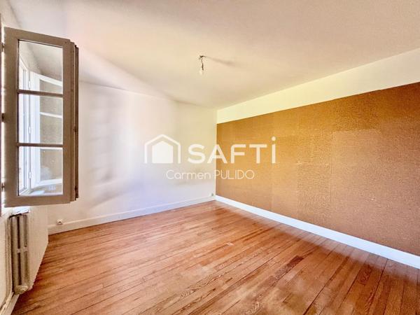 Maison en pierre 110 m² – Centre-ville de Castillon-la-Bataille – 3 chambres – Jardin