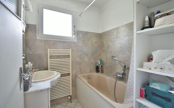 Maison à vendre    5 pièces •  Meximieux