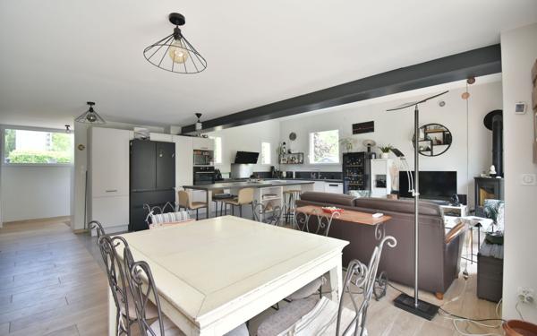 Maison à vendre    5 pièces •  Meximieux