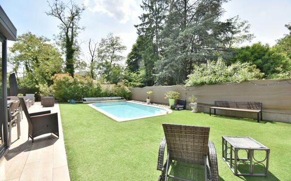 Maison à vendre    5 pièces •  Meximieux