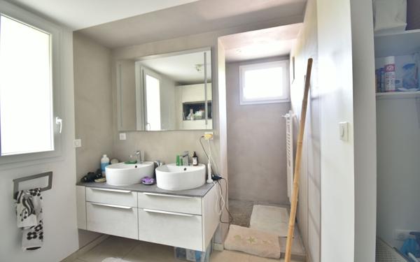 Maison à vendre    5 pièces •  Meximieux