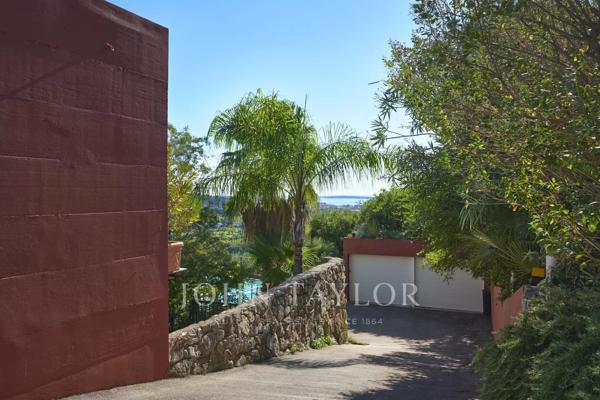 Superbe villa d’architecte vue mer
