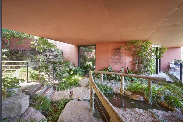Superbe villa d’architecte vue mer
