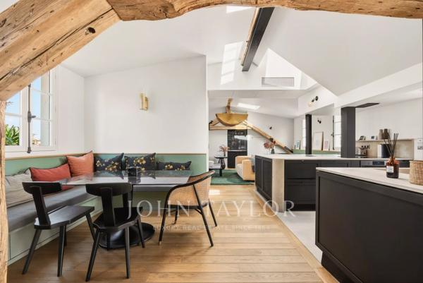 Appartement de charme au dernier étage
