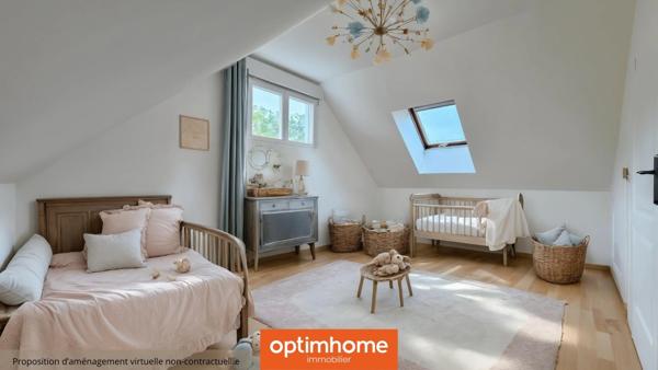EN EXCLUSIVITÉ à SAULXURES-SUR-MOSELOTTE – Maison récente 117 m² environ au sol (90 m² Carrez) | 3 chambres | Vivable de plain-pied | Terrain plat de 846 m² | Garage | Centre-ville au calme
