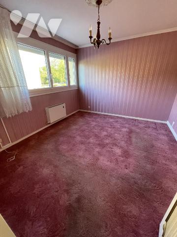 Epau, île aux sports, T5, 3 chambres, balcon , garage.