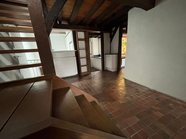 A louer T6 en Duplex au coeur de l'hyper centre ville d'ANGERS avec garage