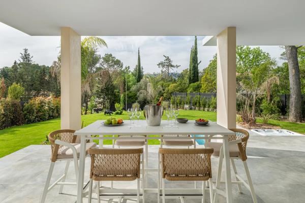 Belle villa contemporaine à quelques minutes de Mougins
