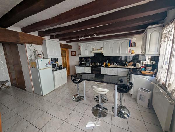 Maison à vendre à Beaulieu les Loches - 7 pièces, 5 chambres