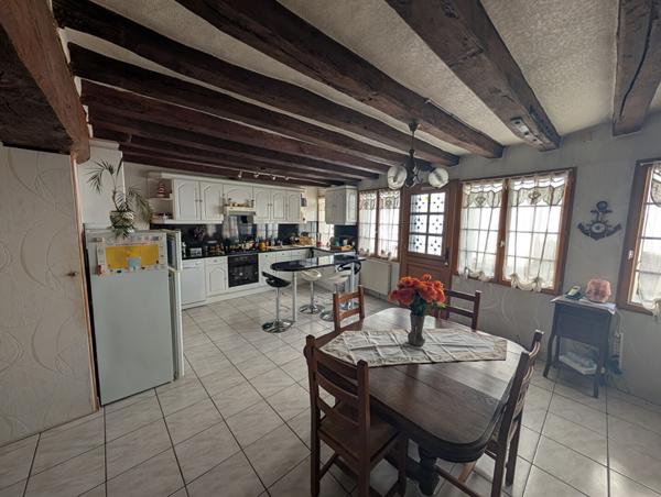 Maison à vendre à Beaulieu les Loches - 7 pièces, 5 chambres