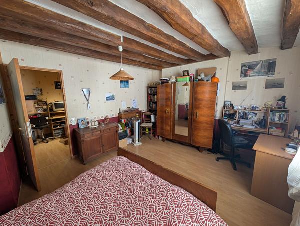 Maison à vendre à Beaulieu les Loches - 7 pièces, 5 chambres