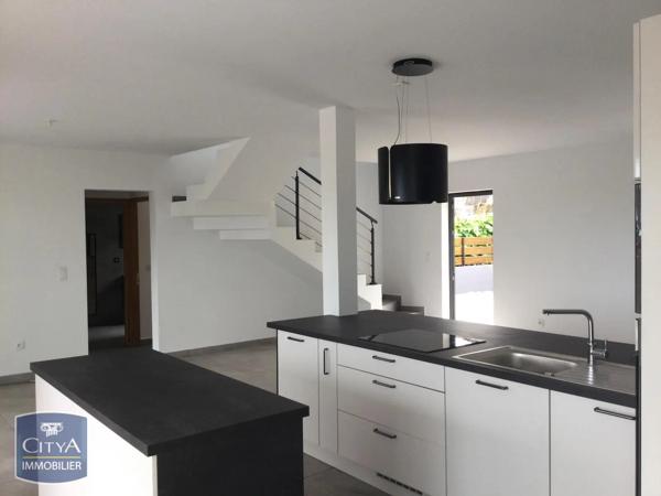 Maison à louer 5 pièces 114.92m² Saint-Paul (97435)