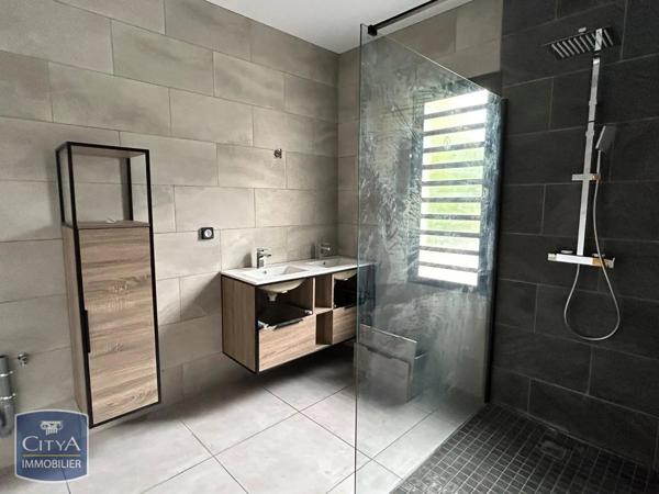 Maison à louer 5 pièces 114.92m² Saint-Paul (97435)